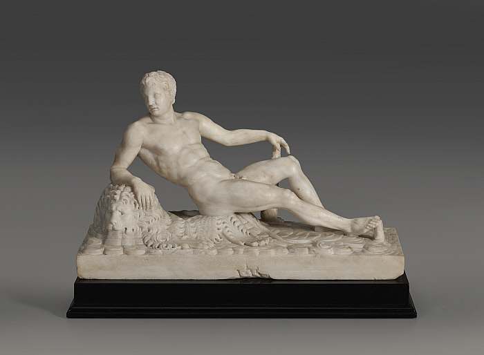Hercules Resting Slider Image 5